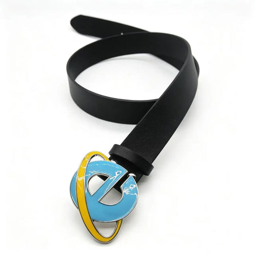 Black Internet Explorer logo belt laid diagonally with long smooth strap